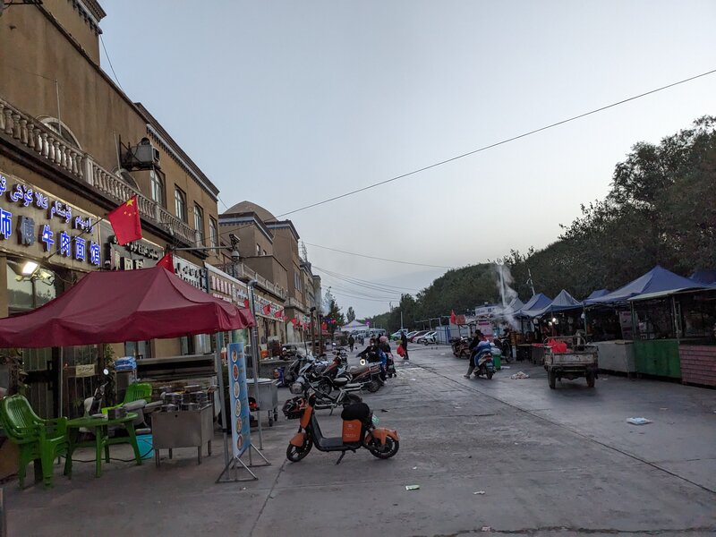 Outskirts of Kashgar slowly waking up