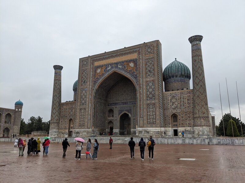 The tall and beautiful buildings were perfectly presented, but I wasn&rsquo;t sure what to take away from them.