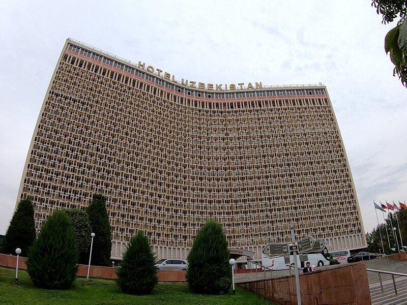 Hotel Uzbekistan was the quintessence of simplicity&ndash;if you removed even a single thing, it would cease to be what it was supposed to be.